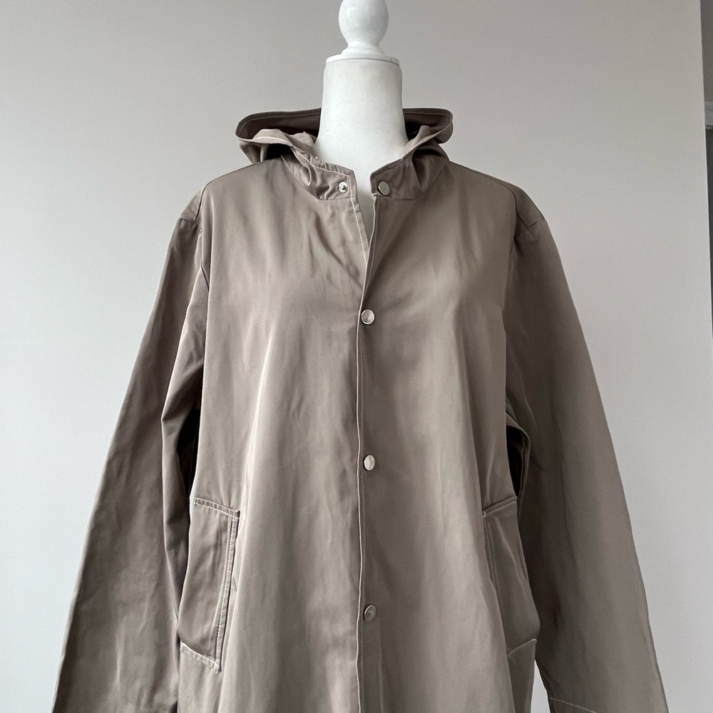 Ih Nom Uh Nit Taupe Long Raincoat with Contrast Stitching and Snap Buttons - Picture 9 of 11